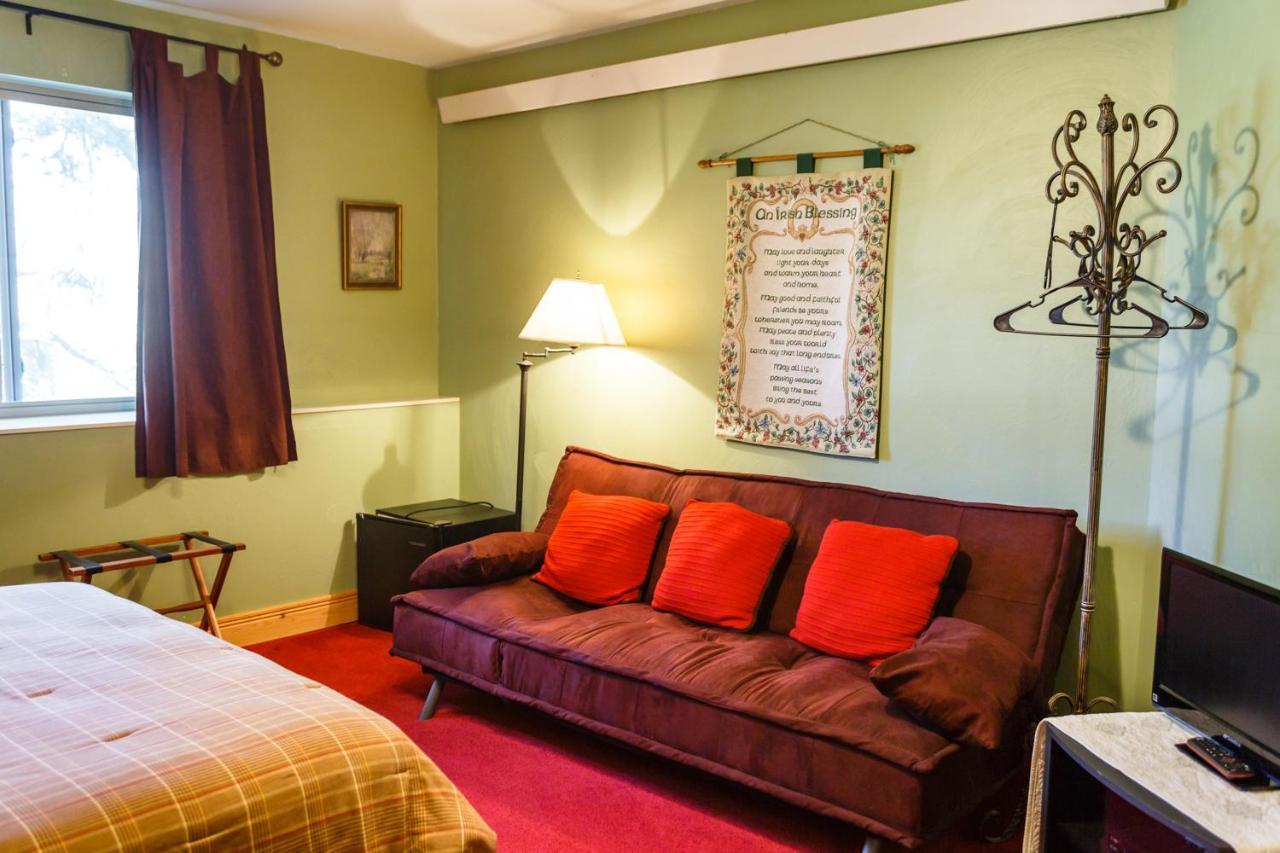 Coyote Blues Village Bed & Breakfast Silver City Esterno foto
