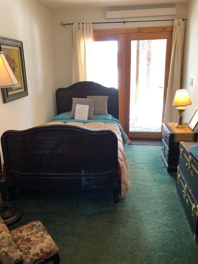 Coyote Blues Village Bed & Breakfast Silver City Esterno foto